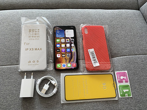 iPhone XS Max 64GB Gold Heas Seisukorras (1 foto / 7)