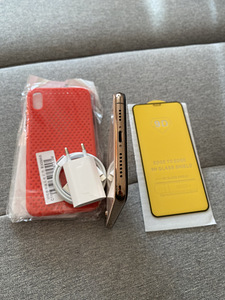 iPhone XS Max 64GB Gold Heas Seisukorras (5 foto / 7)