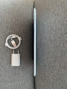 iPad Mini 4 32GB Heas Sisukorras (3 foto / 5)