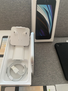 iPhone SE 64GB Heas Seisukorras (6 foto / 6)