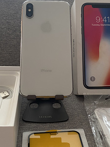 iPhone X 64GB Silver Heas Seisukorras, Uus Aku (3 foto / 7)