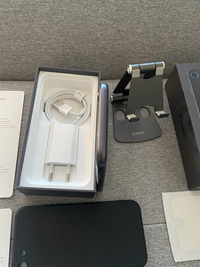 iPhone 8 255GB Heas Seisukorras (4 foto / 7)