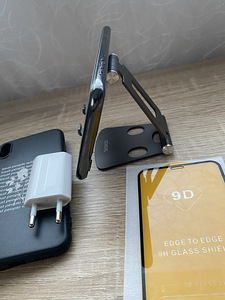 iPhone X 64GB Heas Seisukorras, Uus Aku (5 foto / 7)
