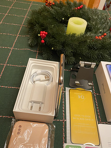 iPhone X 64GB Heas Seisukorras, Uus Aku (6 foto / 7)