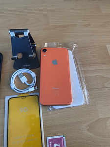 iPhone XR 128GB Heas Seisukorras (2 foto / 7)