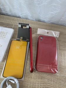iPhone XR 64GB Heas Seisukorras (5 foto / 7)