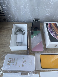 iPhone XS 64GB Heas Seisukorras (3 foto / 7)