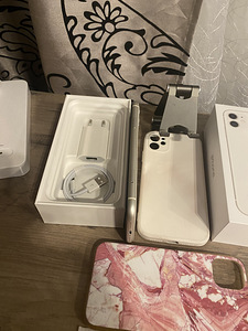 iPhone 11 128GB Heas Seisukorras, Uus Aku (3 foto / 8)
