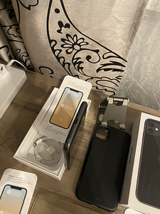 iPhone 11 64GB Heas Seisukorras, Uus Aku (6 foto / 7)