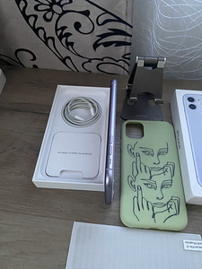 iPhone 11 128GB Heas Seisukorras, Uus Aku (5 foto / 7)