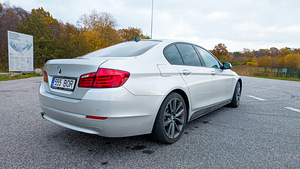 BMW 5-серия (F10) 2010, 3.0d, автомат (3 фото из 14)
