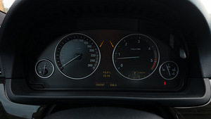 BMW 5-серия (F10) 2010, 3.0d, автомат (10 фото из 14)