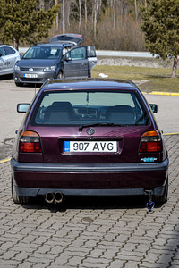 Volkswagen golf 3 (2 foto / 5)