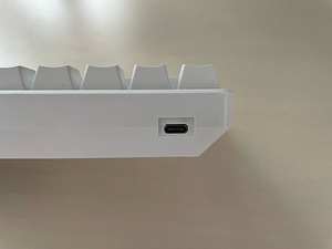 Mechanical Gaming Keyboard HK Gaming GK61 RGB Gateron Brown (3 foto / 5)