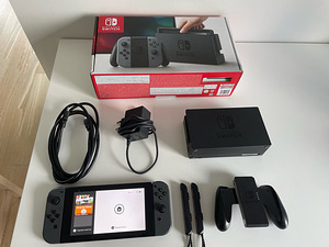 Nintendo Switch CFW Free Games + 64GB MicroSD (1 foto / 3)