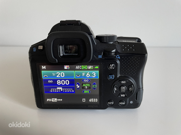 Зеркальный фотоаппарат Pentax K30 + объектив DA 18-55mm (фото #2)