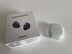 Samsung Buds FE (2 фото из 3)