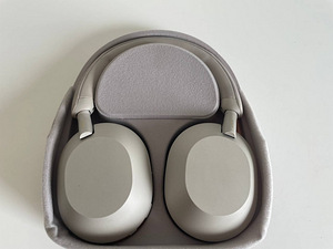 Headphones Sony WH-1000XM5 + new earpads Wicked Cushions (1 foto / 3)
