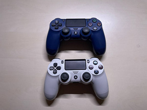 Sony Dualshock 4 V2 juhtmevabad kontrollerid PS4 jaoks (1 foto / 4)