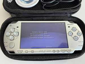 Sony PSP 2000 с кастомной прошивкой (CFW) + чехол (4 фото из 5)