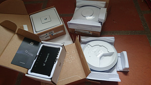 Ubiquiti USG + 2 x Unifi AP 6 Lite + EdgeRouter ER-X (7 foto / 10)