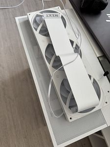 NZXT H5 FLOW RGB White Case (4 foto / 4)