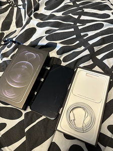 Продам iphone 12 pro 256gb (1 фото из 7)