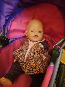 Baby born Nukk, riided, nukuvanker ja interaktiivne tiiger (1 foto / 5)