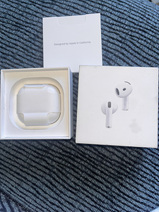 Airpods 4 ANC (1 foto / 3)