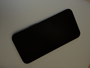 Продается б/у iPhone 14 (2 фото из 2)