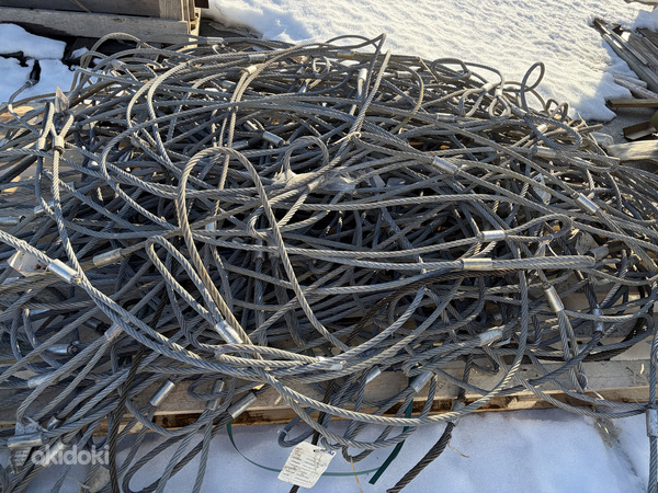 Стальной трос с петлями