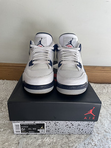 Jordan Retro Midnight Navy 38Y (2 foto / 4)