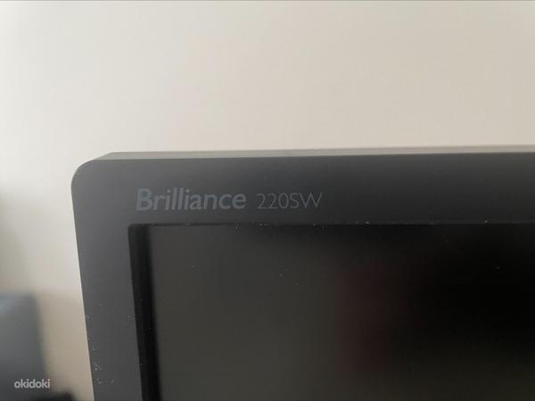 Монитор Philips Brilliance 220SW _ 22 " (фото #2)