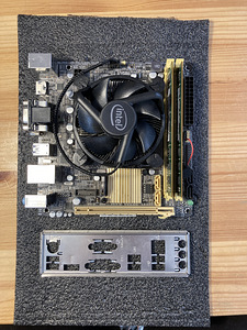 Emaplaat, I7-4790, 16gb ddr3 (1 foto / 3)