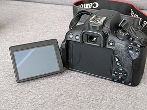 Canon 700D kere (3 foto / 5)