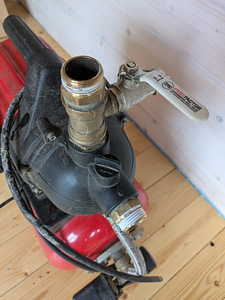 Hüdroforiga veeautomaat HECHT 3800 (800W) (3 foto / 4)