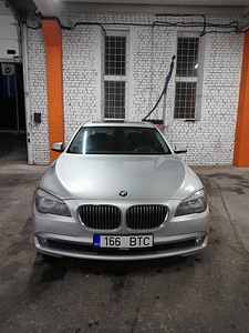 БМВ 730d 180 кВт (1 фото из 7)