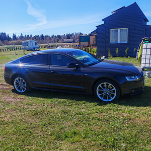 Авто (12 фото из 12)