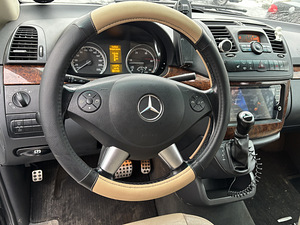 Mercedes-Benz Viano Avantgarde 3.0 165kW (9 foto / 15)