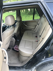 BMW X5 (7 foto / 9)