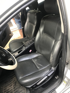 Toyota avensis 2.2 110kw (6 foto / 8)