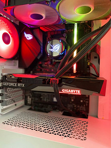Lauaarvuti RTX 3060 + Ryzen 5 3600X 4.4Ghz (2 foto / 3)
