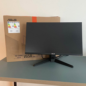 ASUS TUF Gaming 200Hz (1 foto / 2)
