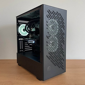Игровой компьютер RTX 4070 + i7-13700KF + 32GB DDR5 + 1TB (5 фото из 6)