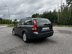Volvo v50 2.4 (3 foto / 9)
