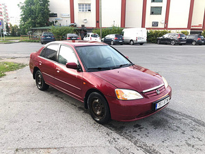 Honda Civic (3 фото из 4)