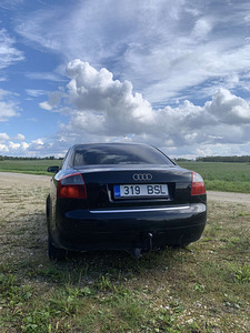 Audi a4 b6 1.9tdi 74kw (3 foto / 9)