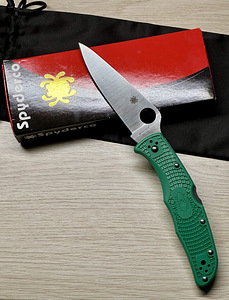 Spyderco Endura 4, FRN, Flat Ground (1 foto / 5)
