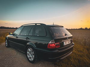 BMW e46 2.0d 110kw M-Pakett (4 foto / 9)
