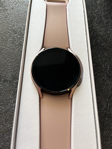 Samsung Galaxy Watch 4 (2 foto / 3)